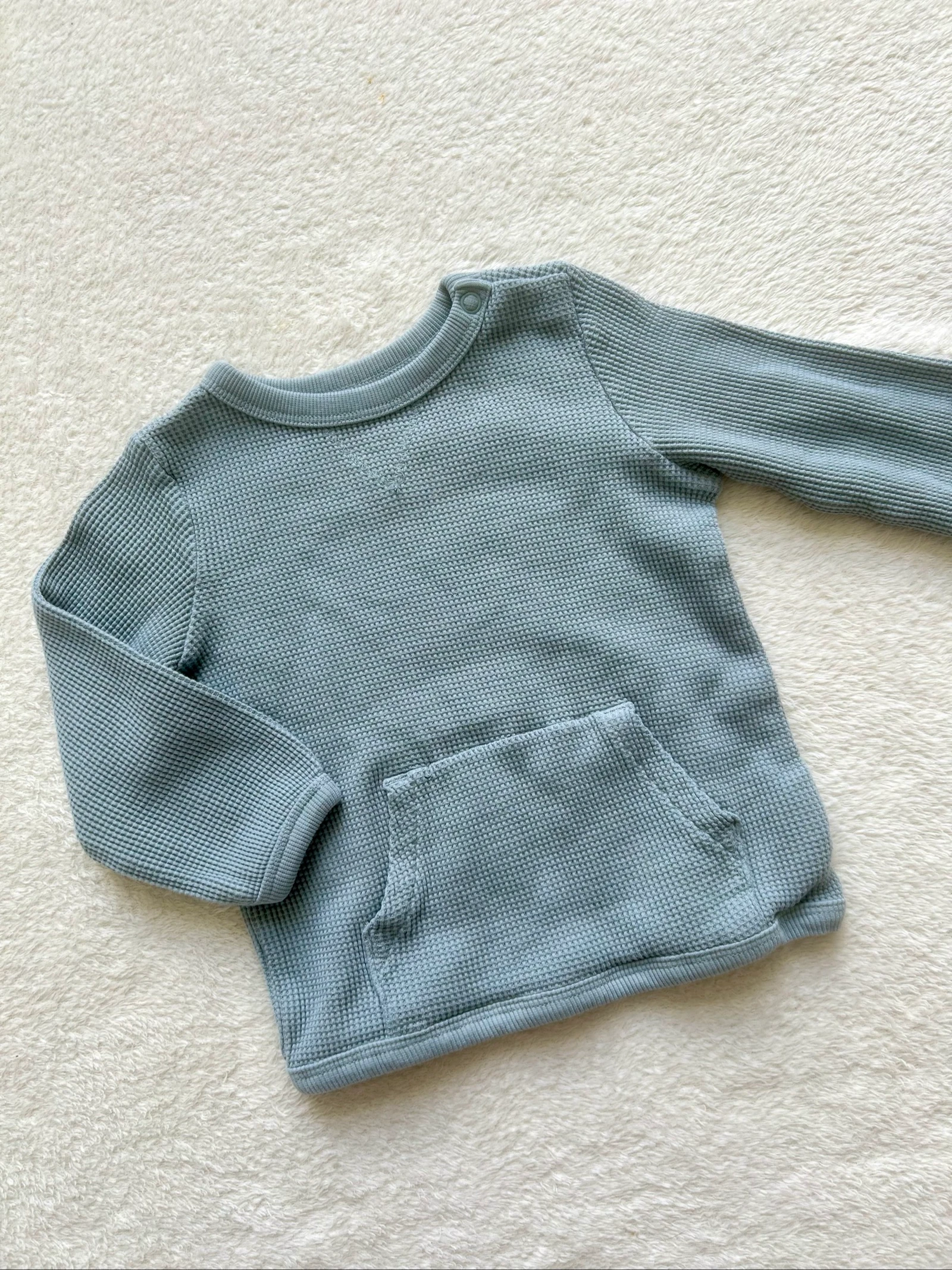 Pull bébé • Taille 6/9 mois 